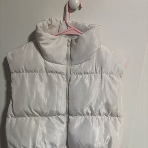 SHEIN White Quilted Vest with High Collar